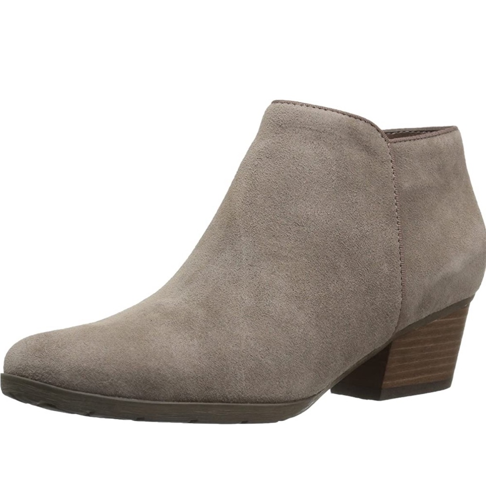 Blondo Women's Villa Waterproof Ankle Bootie